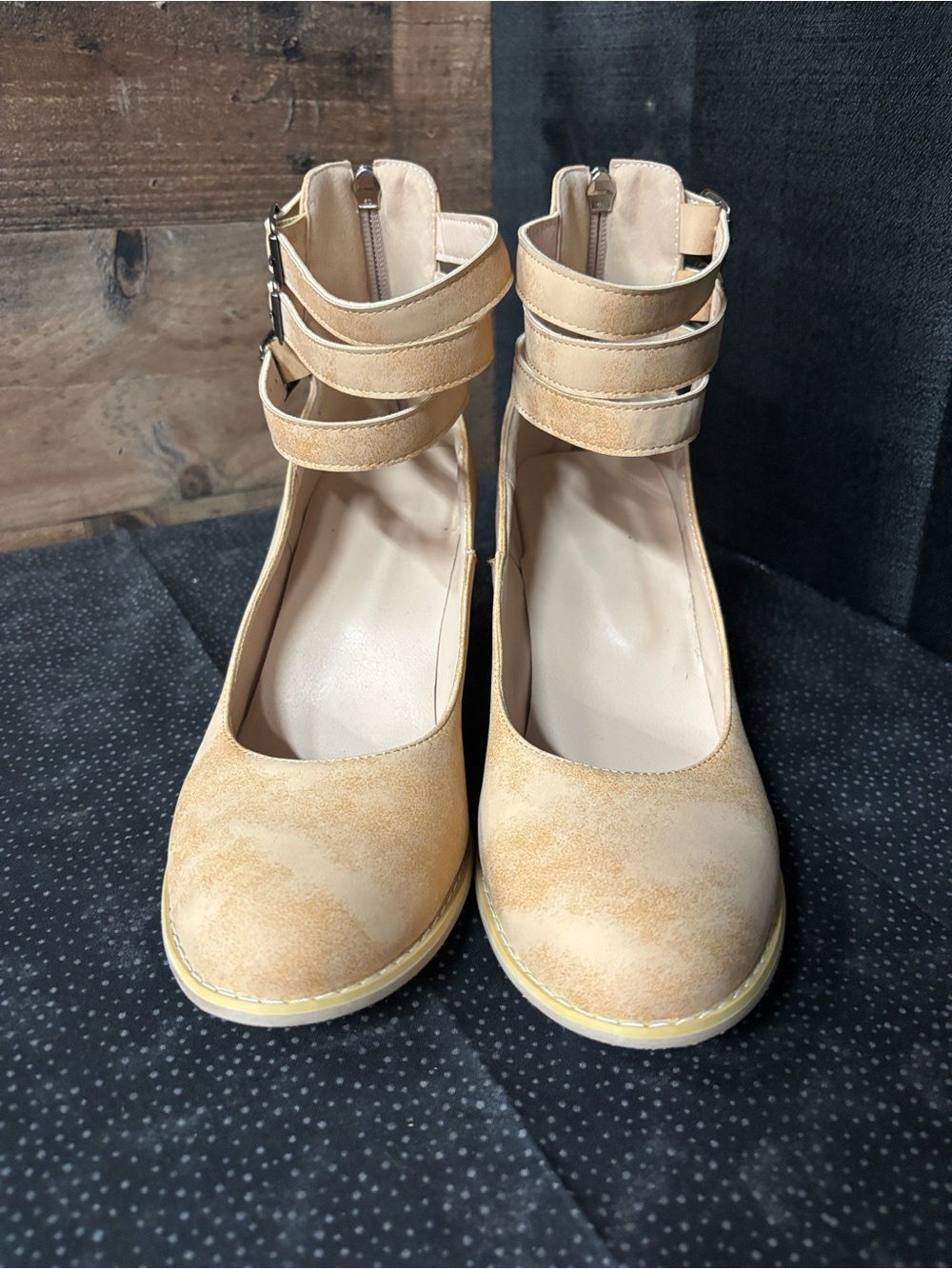 Women's Ankle-Strap Round-Toe Pumps in Tan